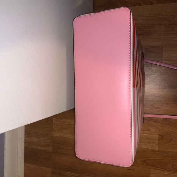 Kate Spade Purse - Picture 4 of 4